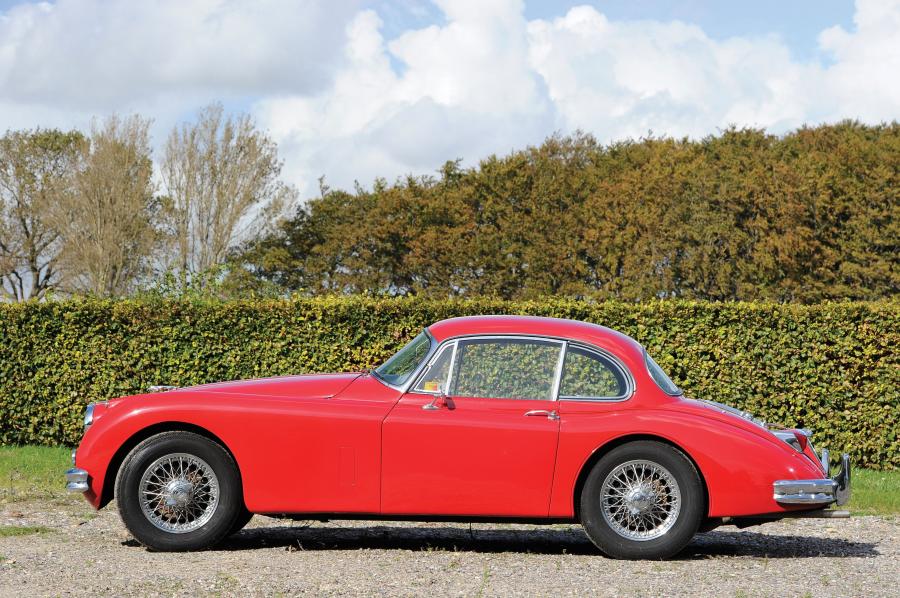  Jaguar XK150 Drop Head Coupe 1958 года  (фото 6 из 9)